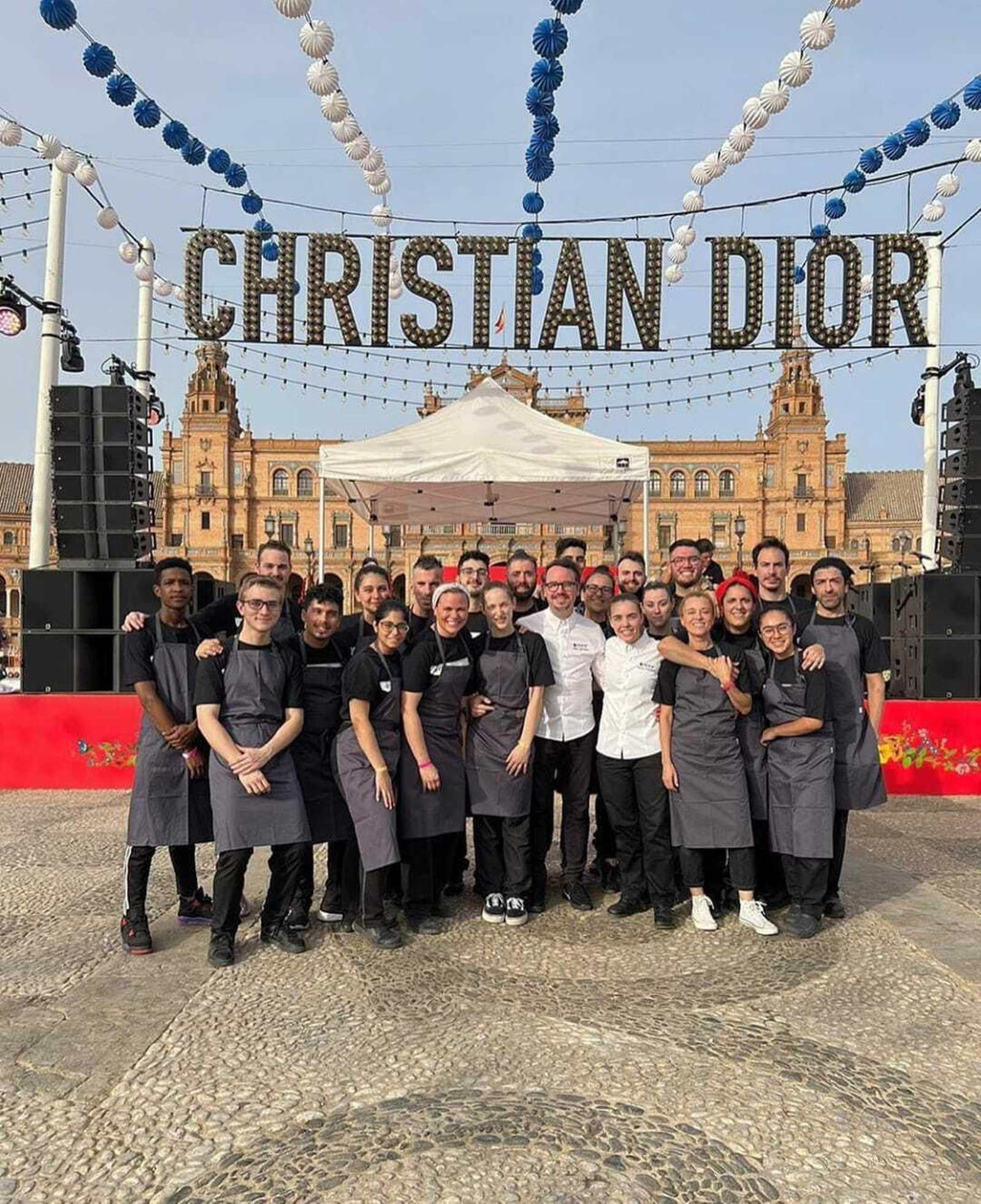 Paco Morales y todo su equipo llevaron el espíritu de Noor al desfile de Dior