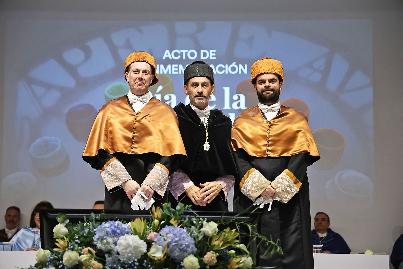 Fotografías de la investidura de los nuevos doctores y doctoras en el acto del 3 de marzo de la universidad de Huelva