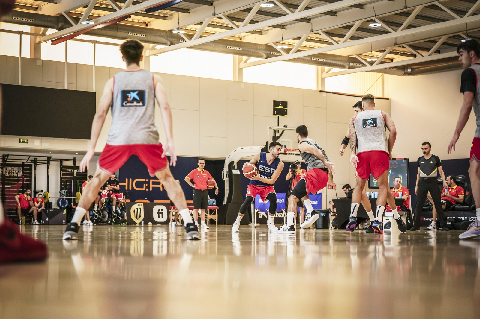 Sesión de la selección española en The Embassy