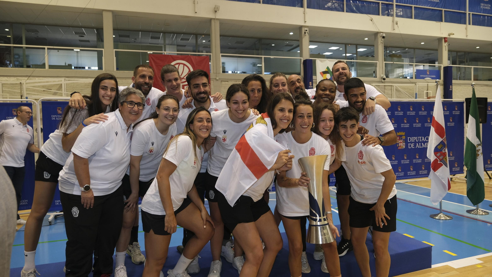 Imágenes del ascenso del ISE Costa de Almería a la Liga Femenina Challenge de Baloncesto