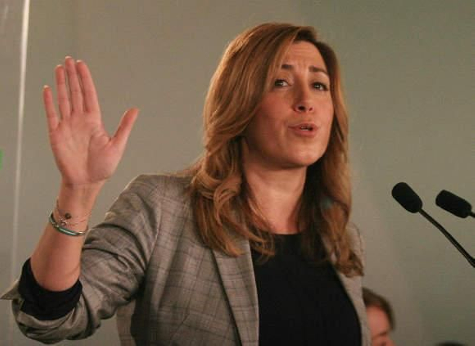 Pleno en el Parlamento andaluz el lunes ante un eventual adelanto electoral