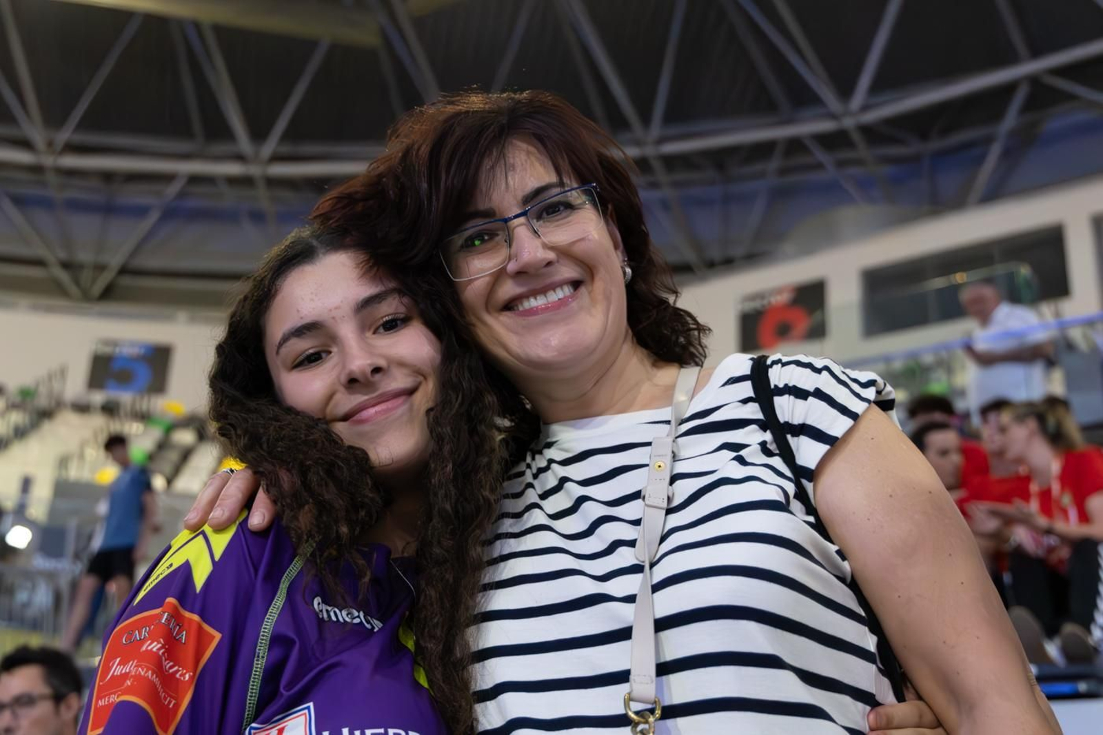 Las aficiones de la Copa del Rey de balonmano de Jaén, en imágenes