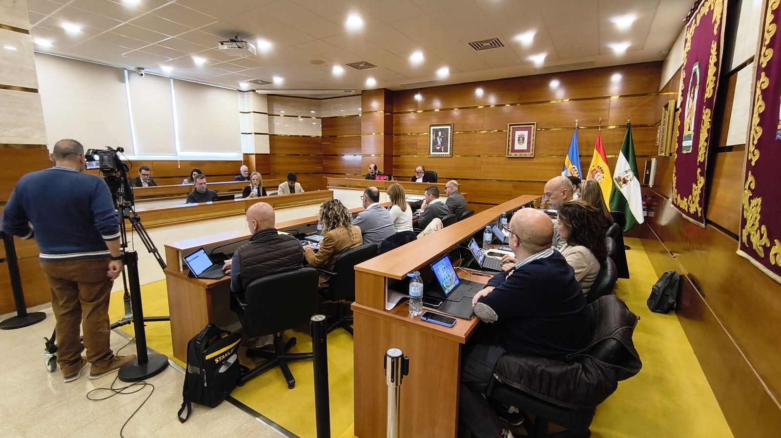 El Pleno de Alhaurín de la Torre exige a la Junta una solución urgente ...