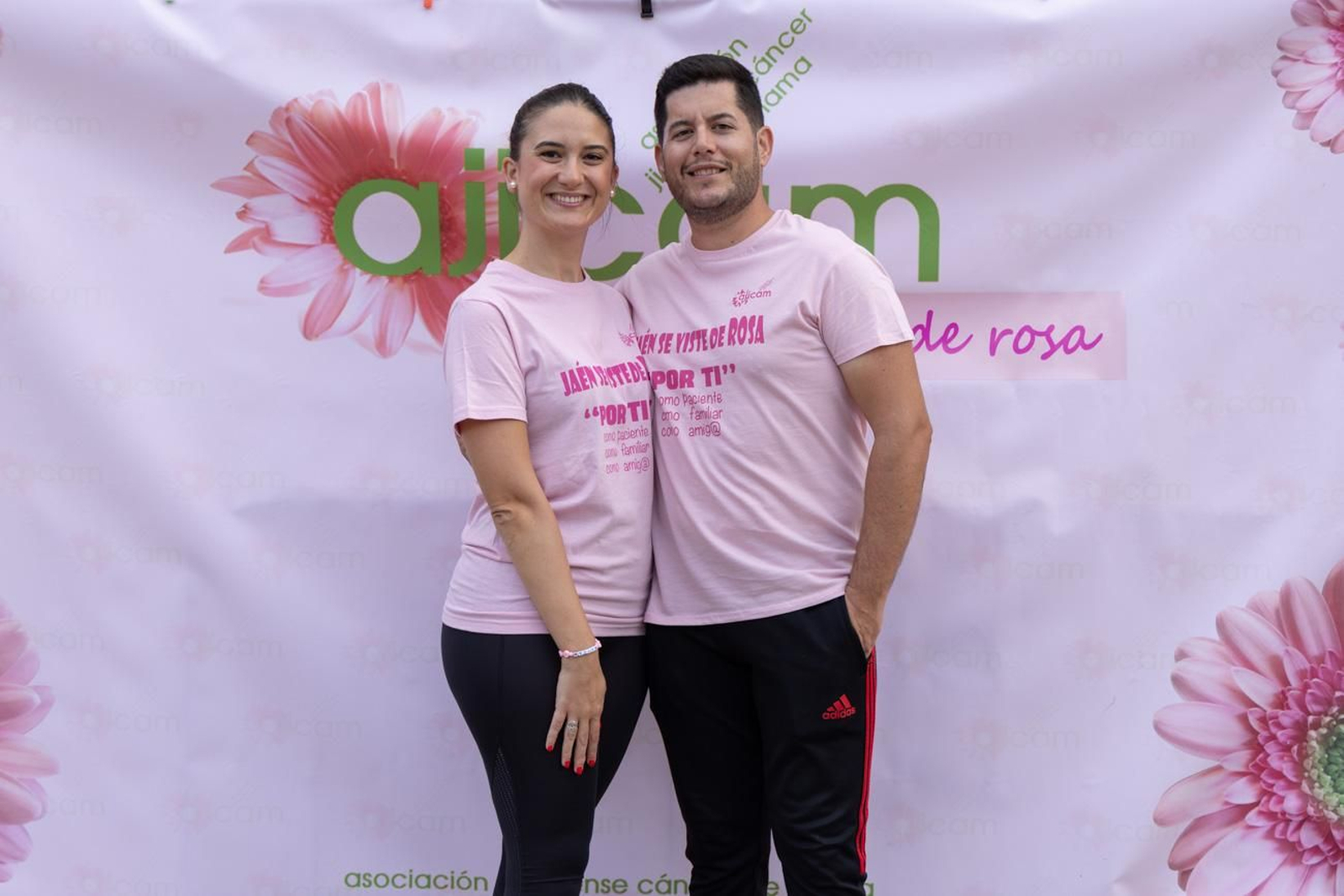 Jaén se viste de rosa con una marcha reivindicativa contra el cáncer de mama