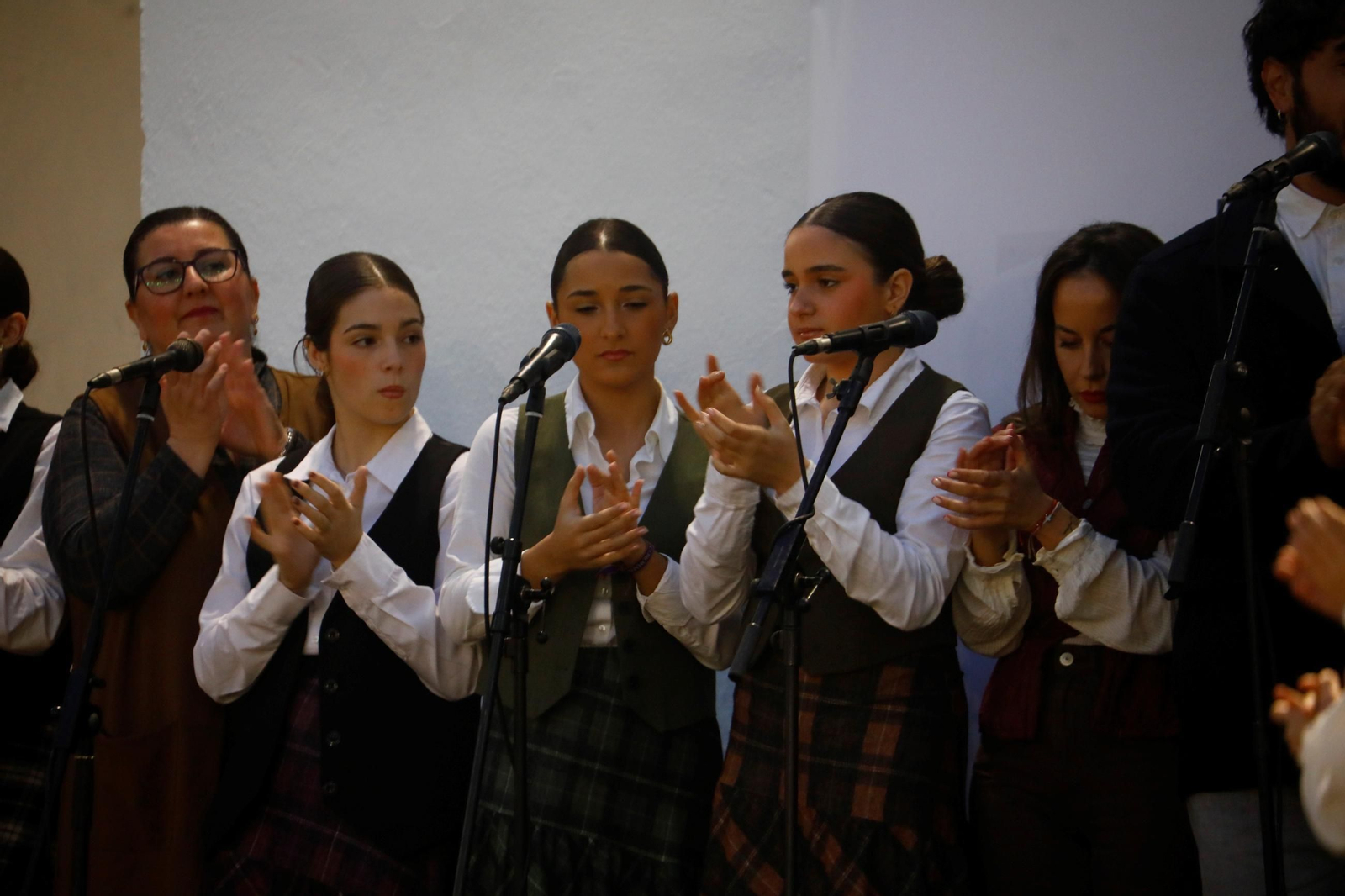 Las mejores fotos de la Zambomba de Navidad de la AECC en Córdoba