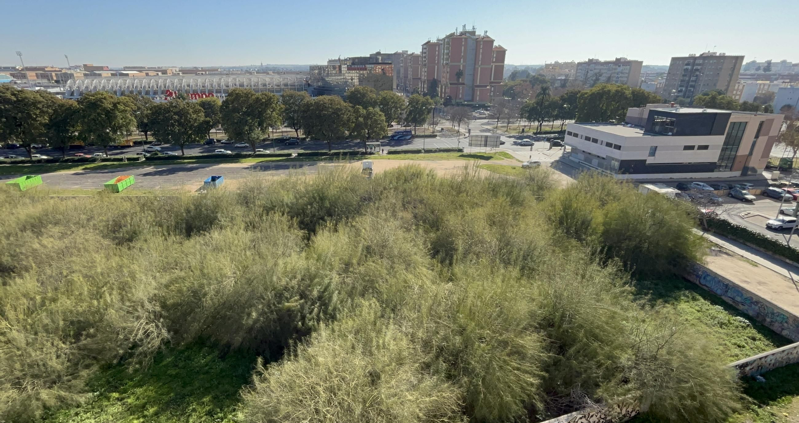 Solar en la Ronda Tamarguillo y calle Alhambra
