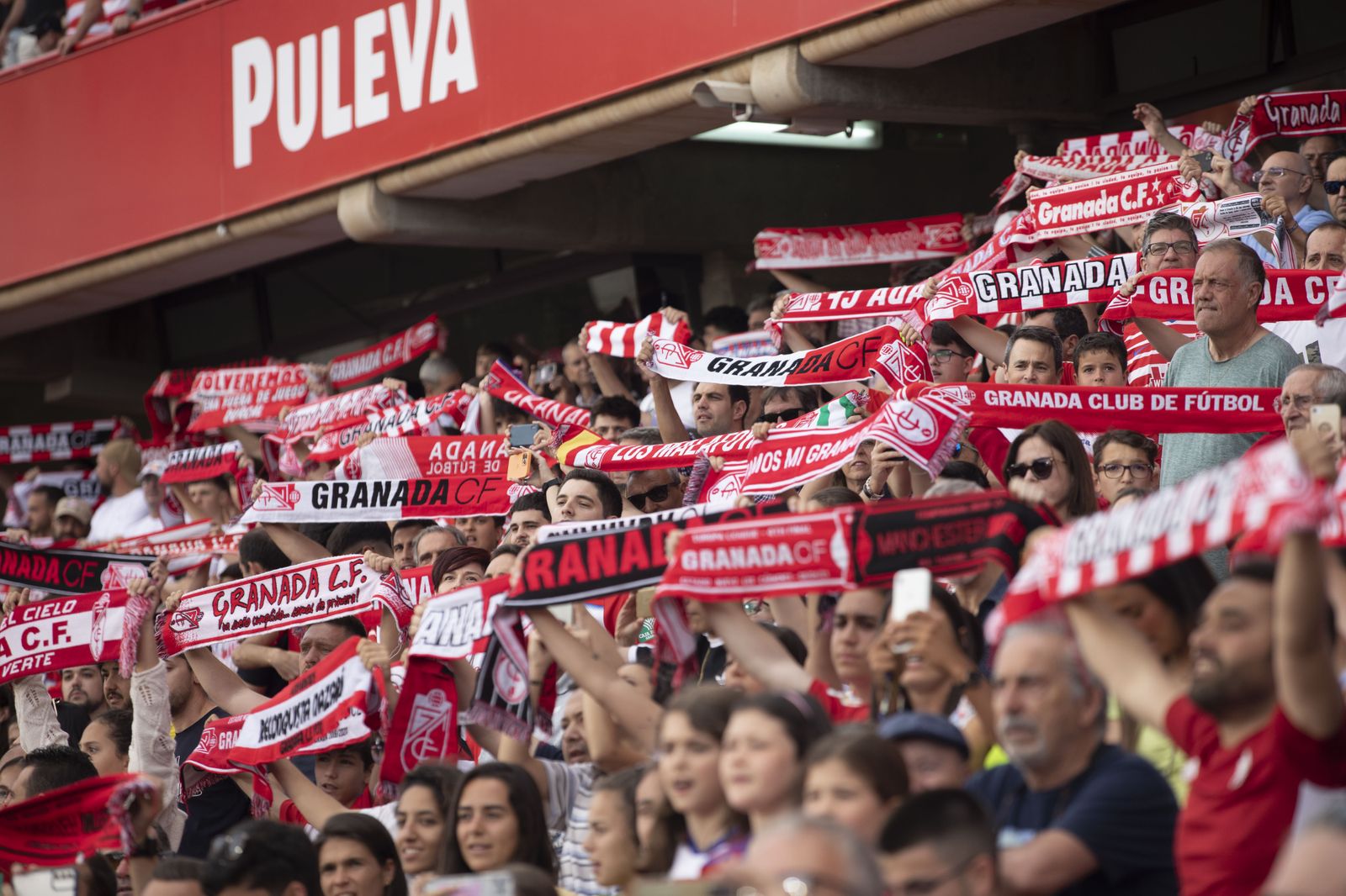 Las mejores imágenes del Granada - Eibar