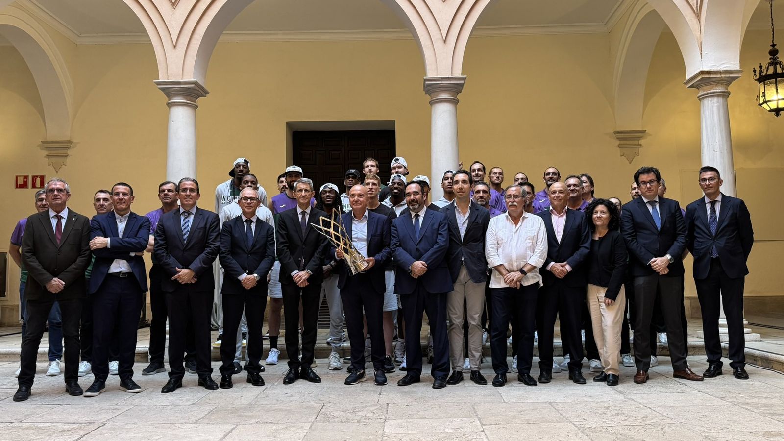 La recepción a los campeones en el Centro Cultural Unicaja