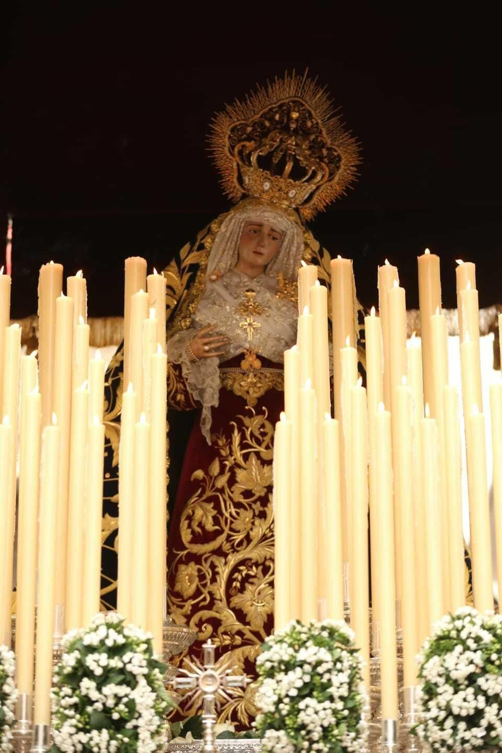 Las fotos de Dolores de San Juan del Viernes Santo en Málaga Las fotos de Dolores de San Juan del Viernes Santo en Málaga