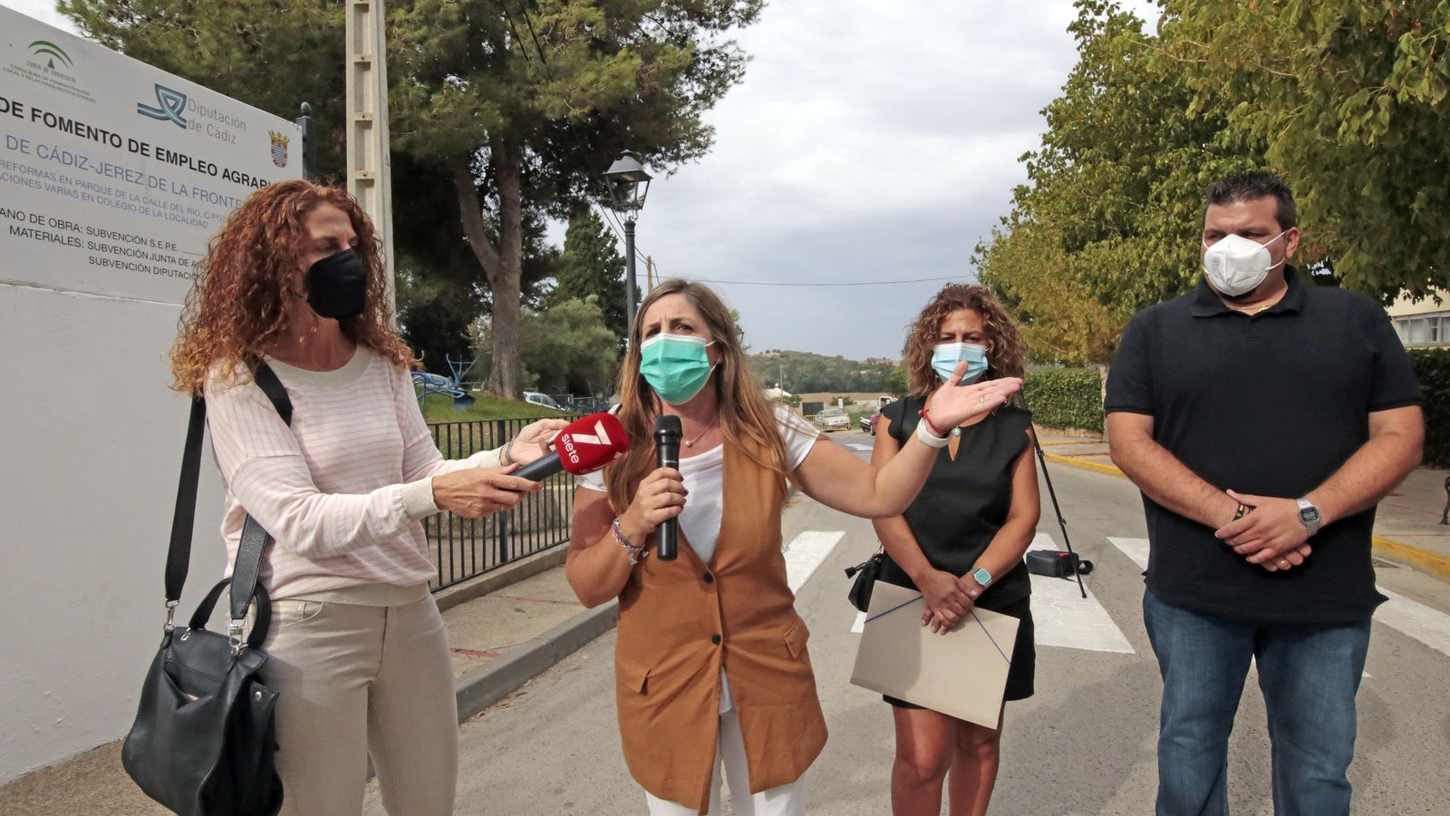 Irene Garcia visita el CEIP Guadalete de El Torno