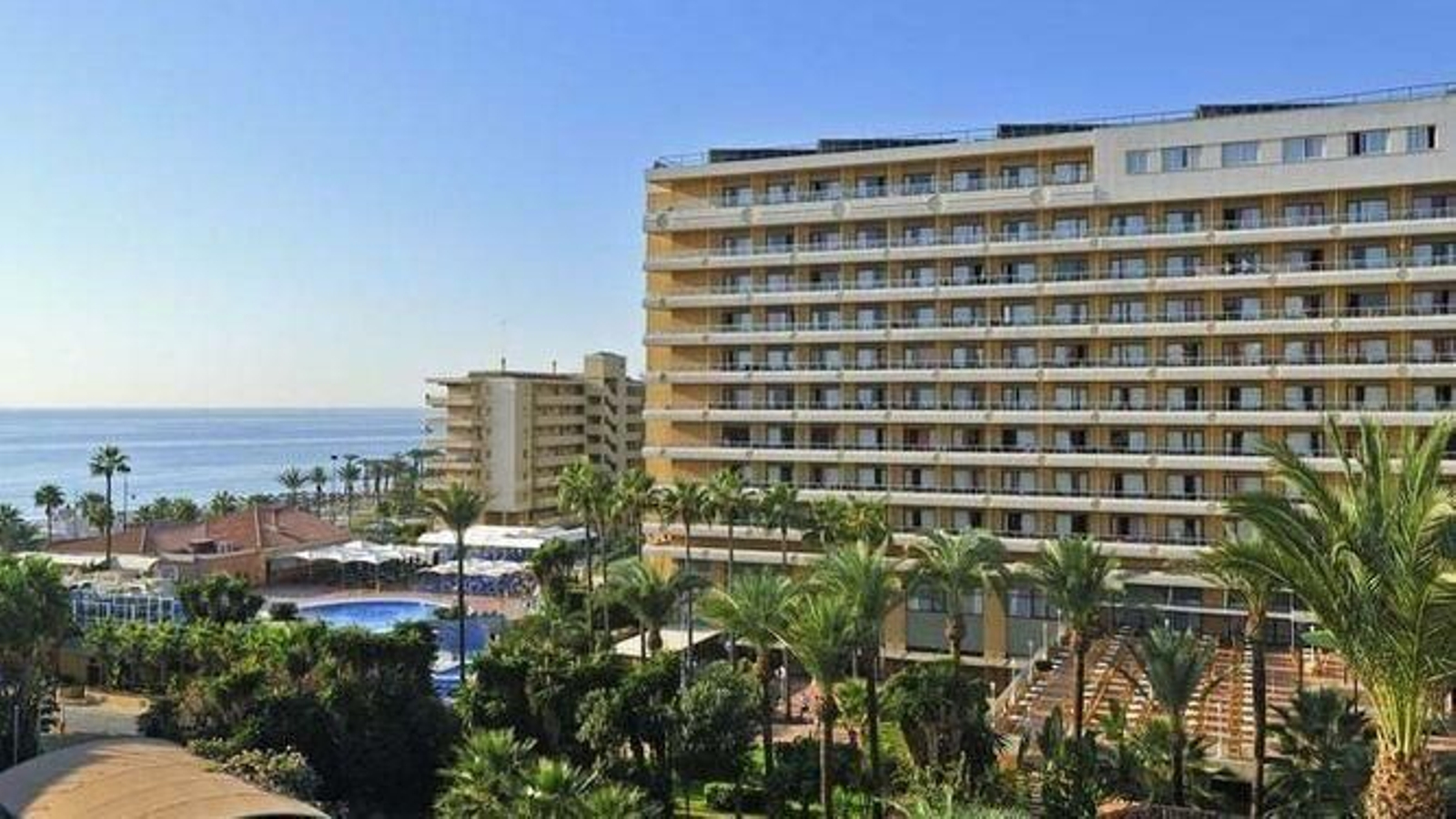 Vista de un hotel en Torremolinos.