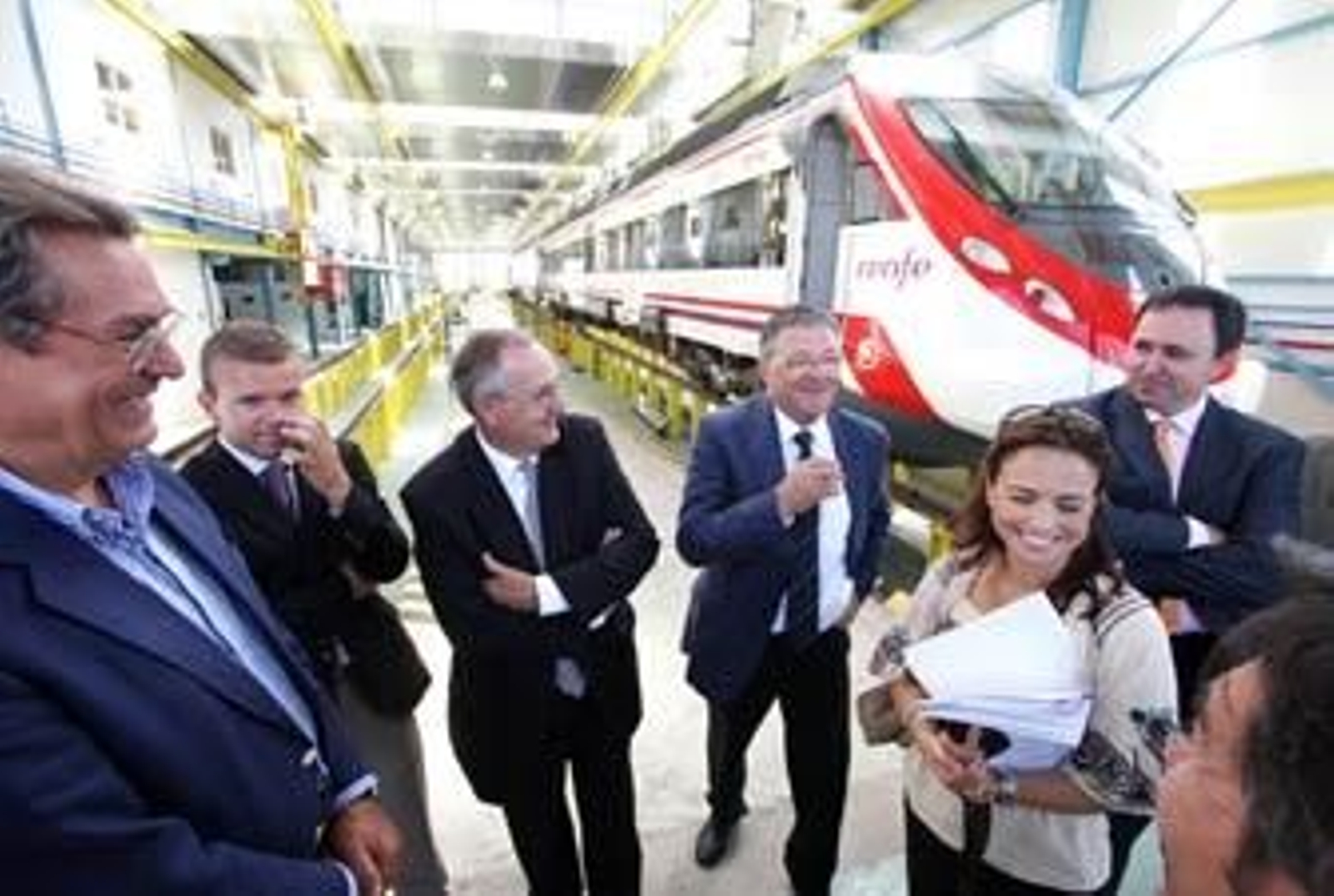 Renfe repara ya sus cercanías en una base junto a la Ciudad del Transporte