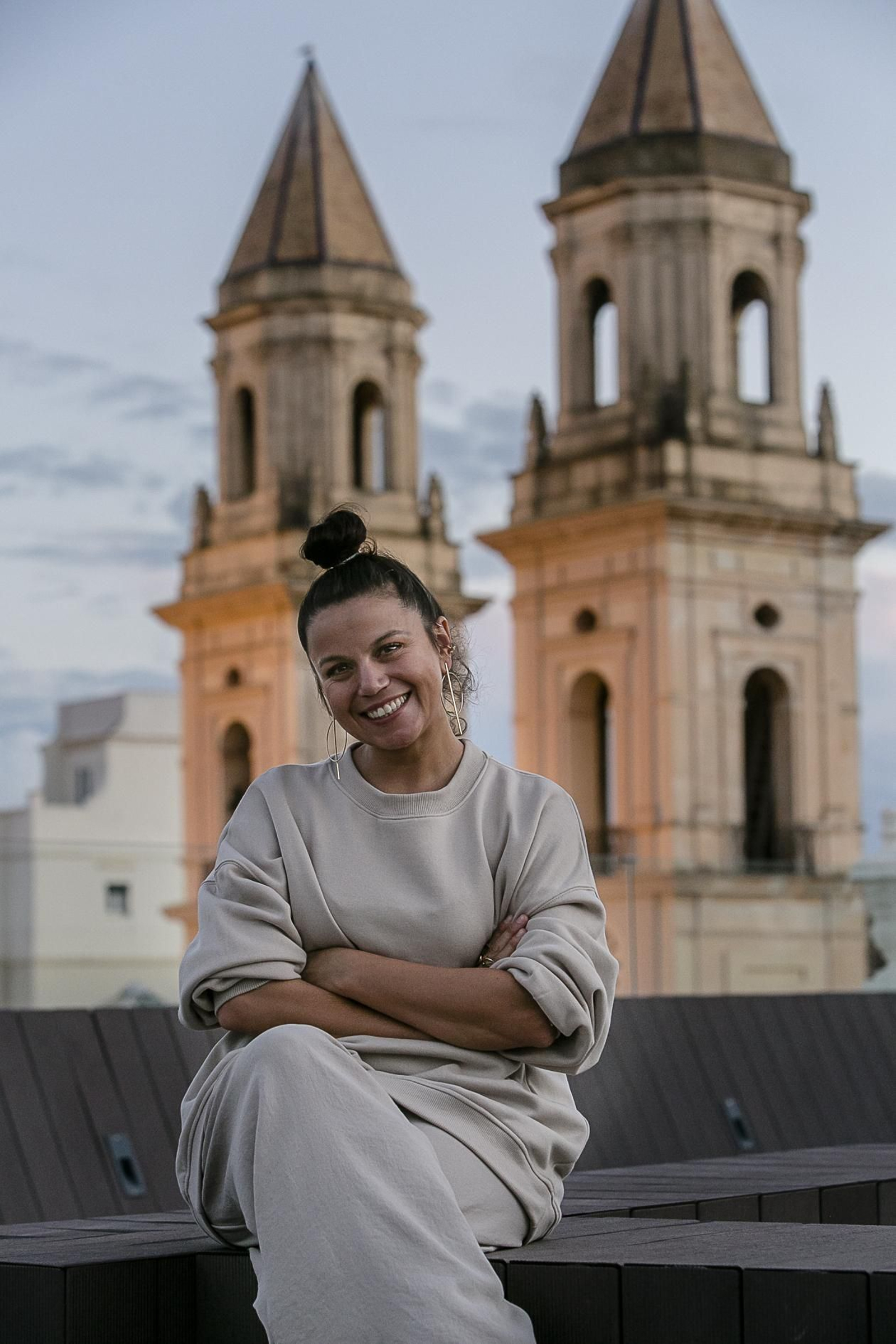 La bailaora María Moreno en la azotea de la Fundación Cajasol donde esta semana presentó su libro 'Yo bailo'.