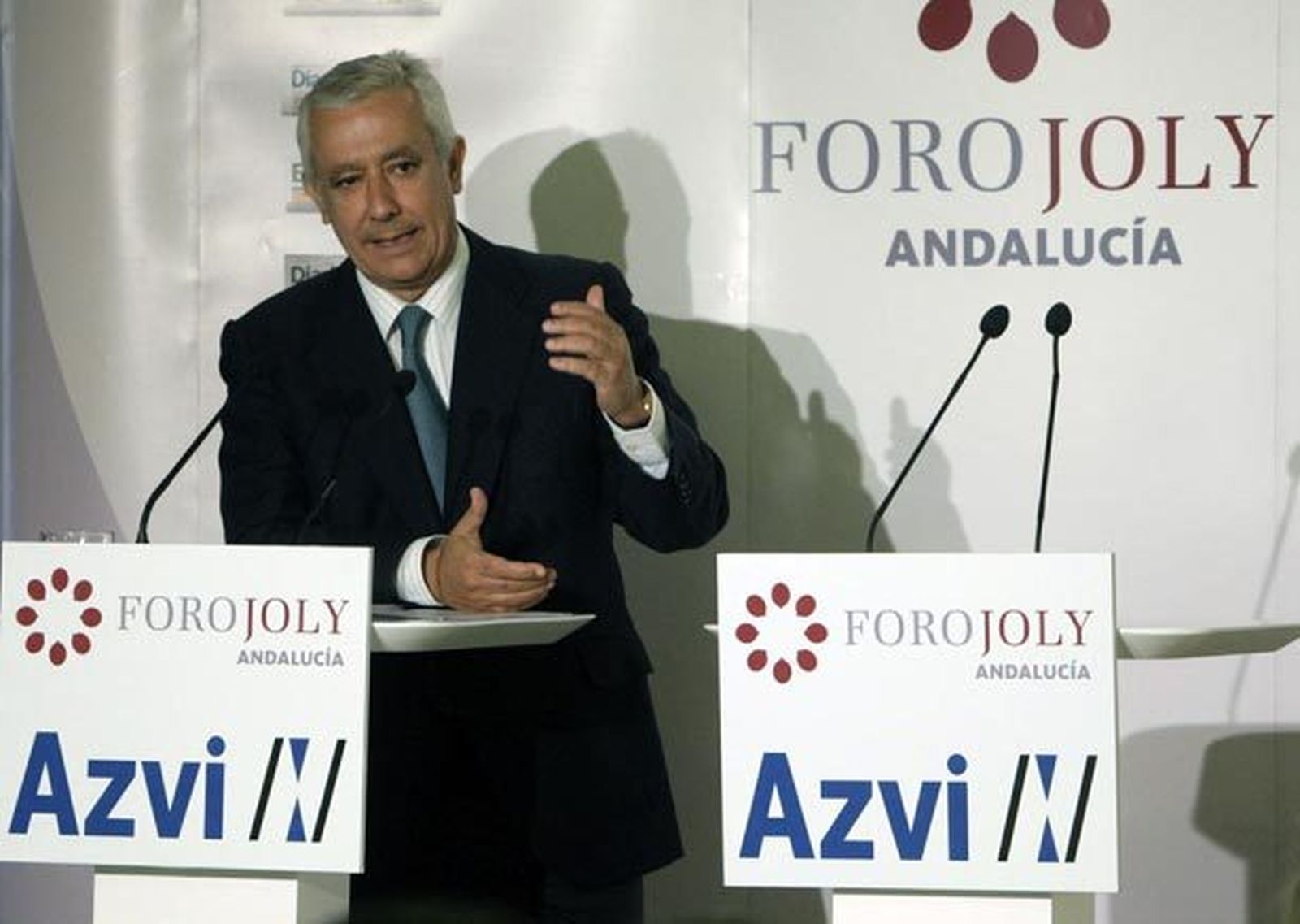 Arenas: "Vamos a recortar los gastos en más de mil millones de euros"