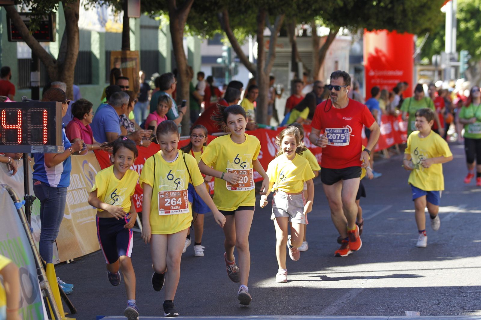 Fotogalería carrera atletismo popular enfermedades poco frecuentes. La Salle Almería