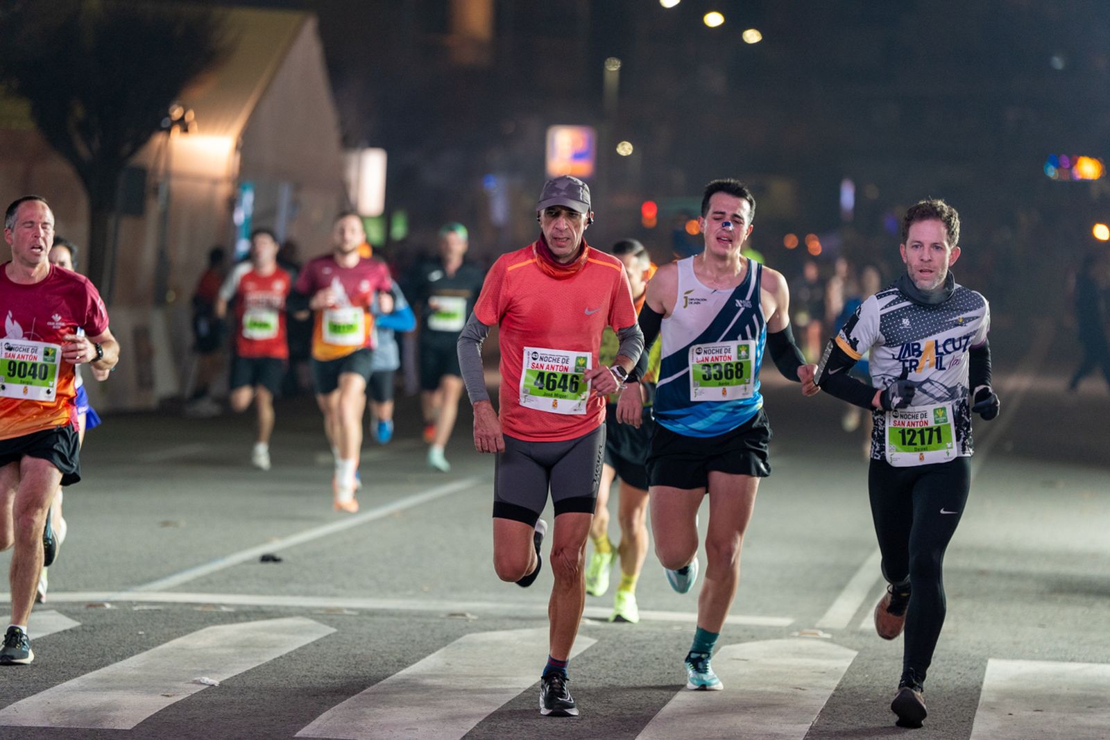 En imágenes: búscate en tu llegada a meta de la Carrera de San Antón 2026 (6)