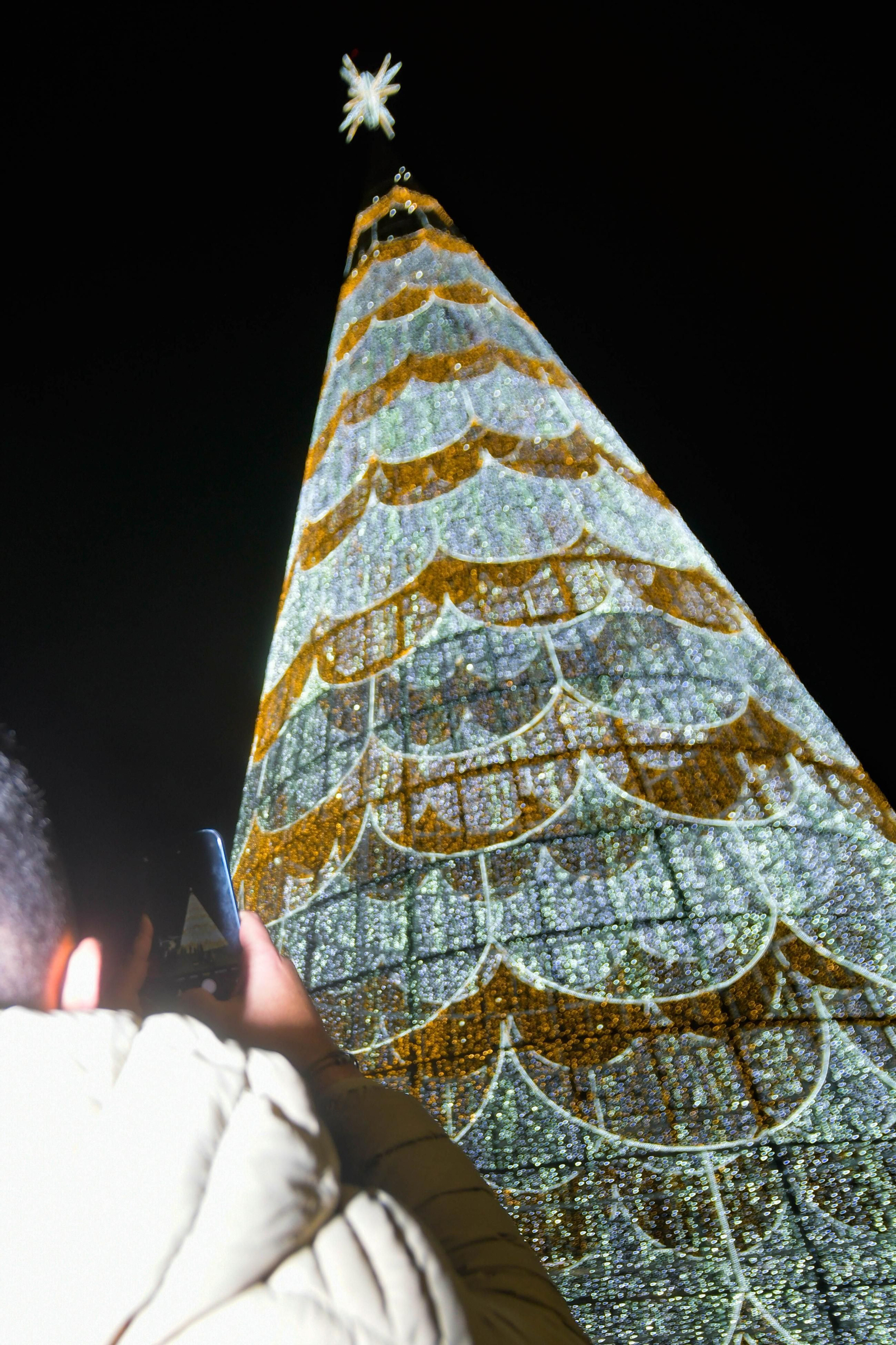 El encendido de la Navidad 2021 en el centro comercial Nevada Shopping, en imágenes