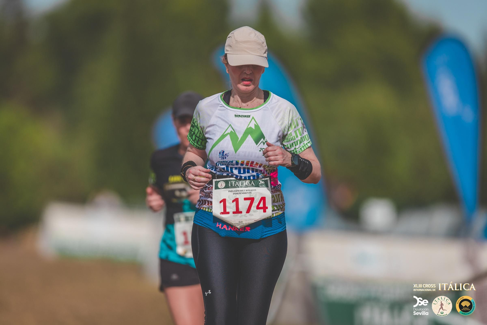 Búscate en las fotos del Cross de Itálica 2025 | 1