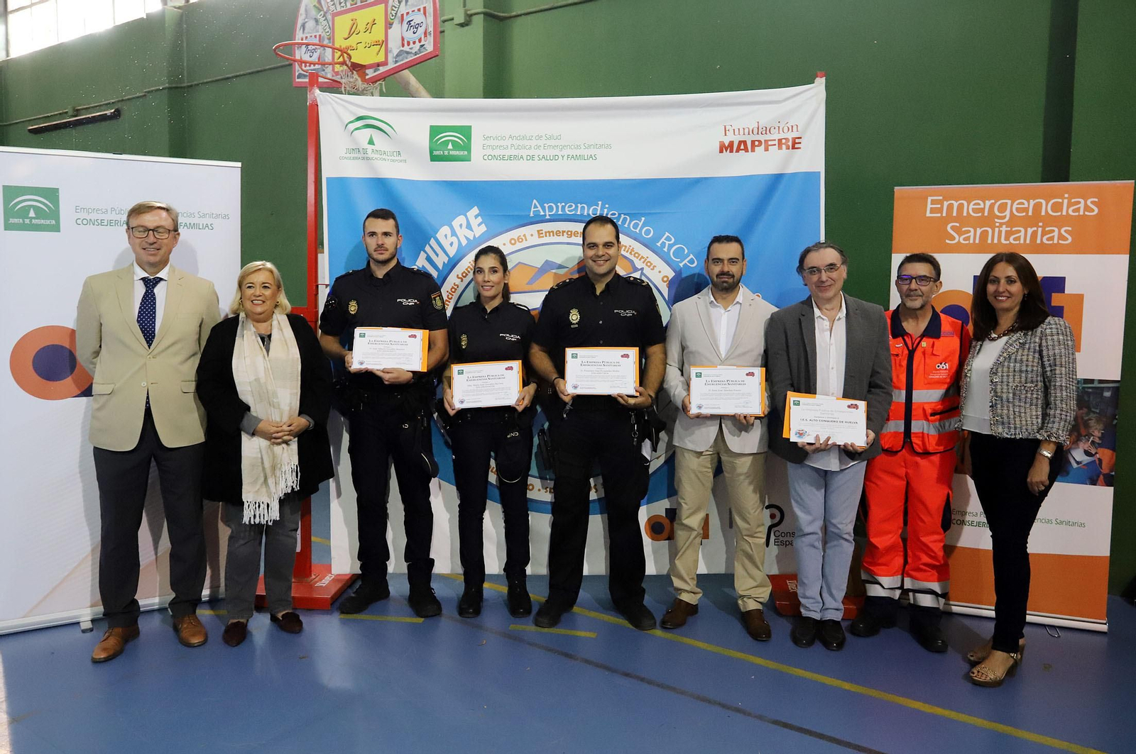 Imágenes de las jornadas de reanimación pulmonar en el IES Alto Conquero