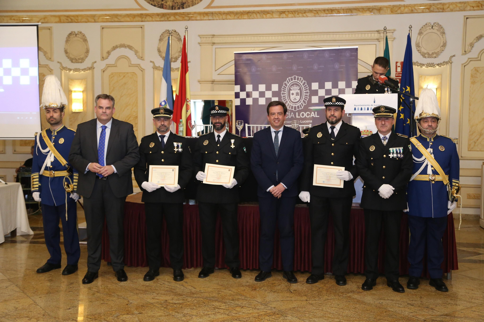 La celebración de San Jorge, patrón de la Policía Local de Lucena, en imágenes