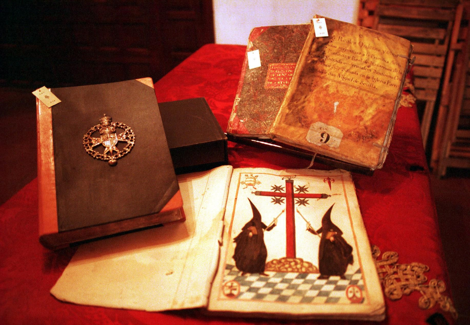 El IAPH arranca su programa formativo 2023 con una nueva edición del curso de gestión documental para Hermandades.