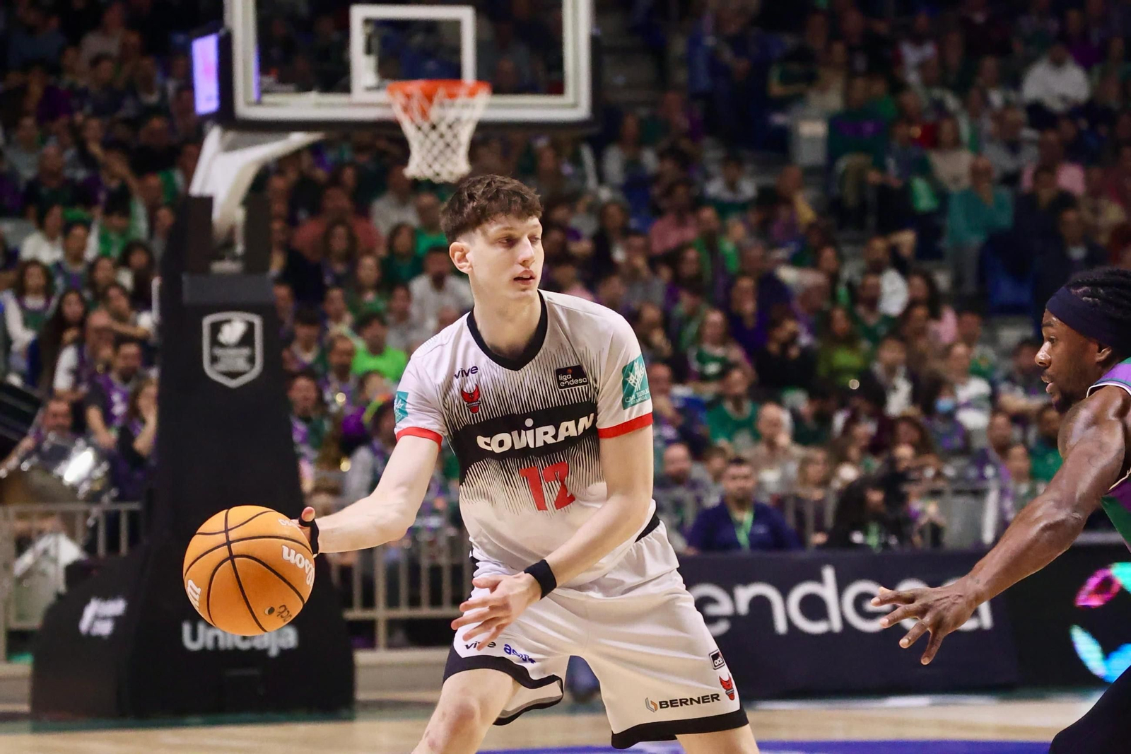 El Unicaja-Covirán Granada, en fotos