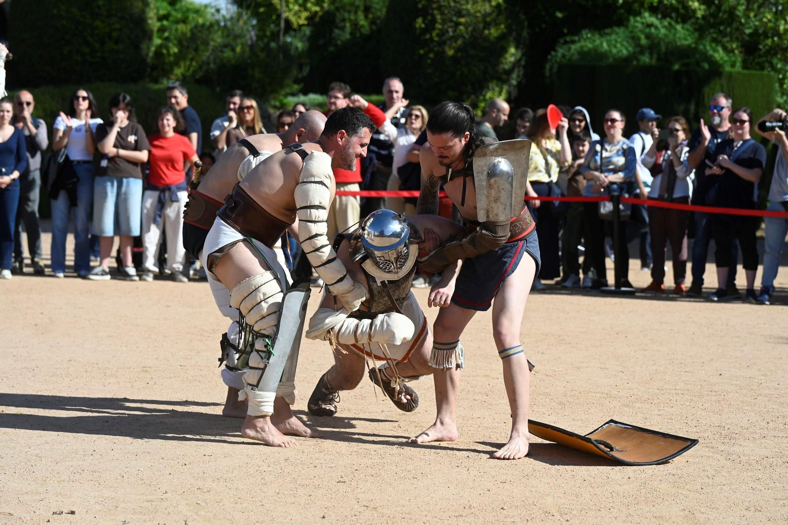 Las fotos de la recreación histórica 'Sangre y arena' en las Jornadas de Cultura Funeraria en Córdoba
