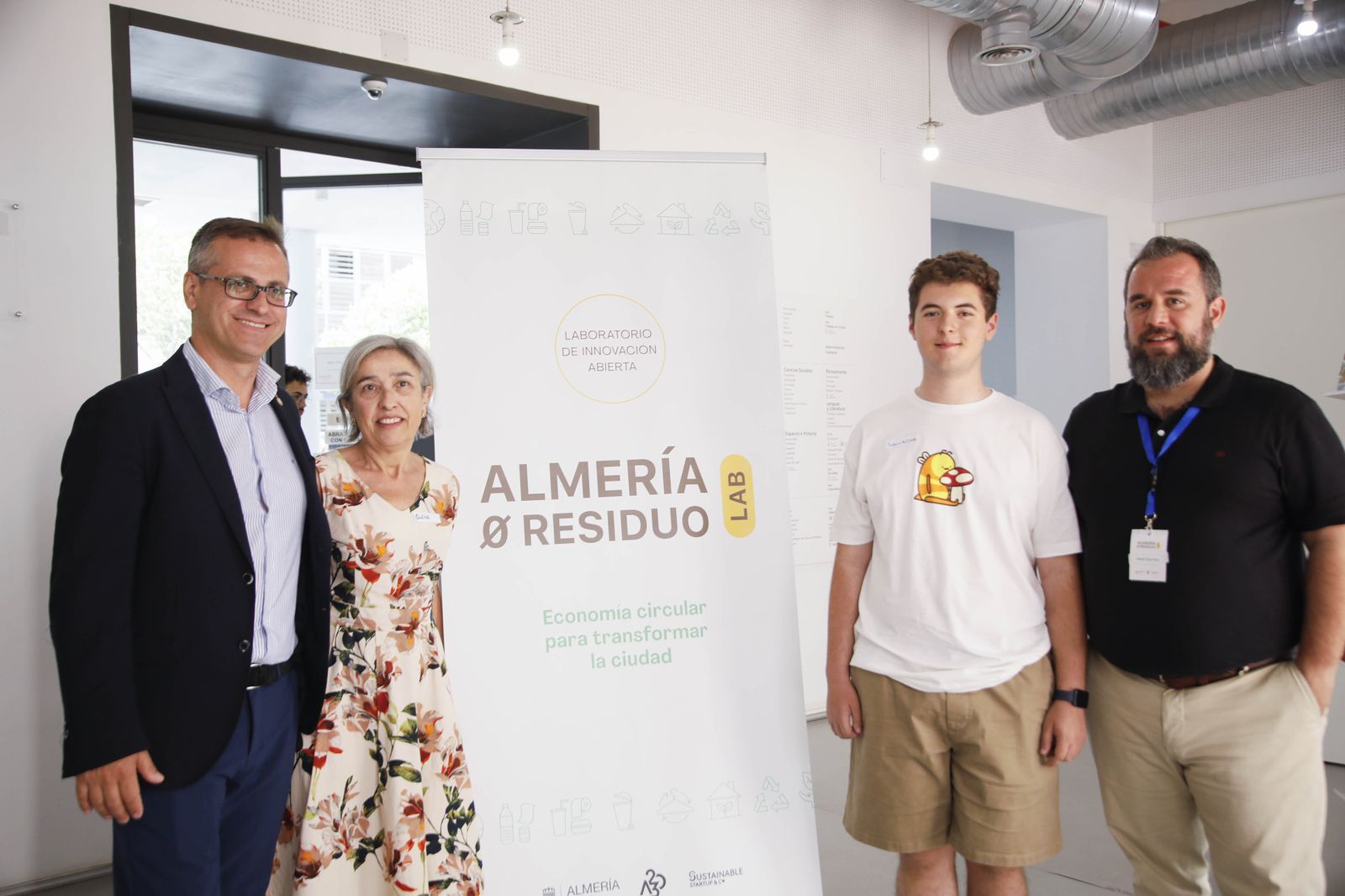 LAB de Innovación Abierta ‘Almería Residuo Cero: la economía circular para transformar la ciudad’, en imágenes