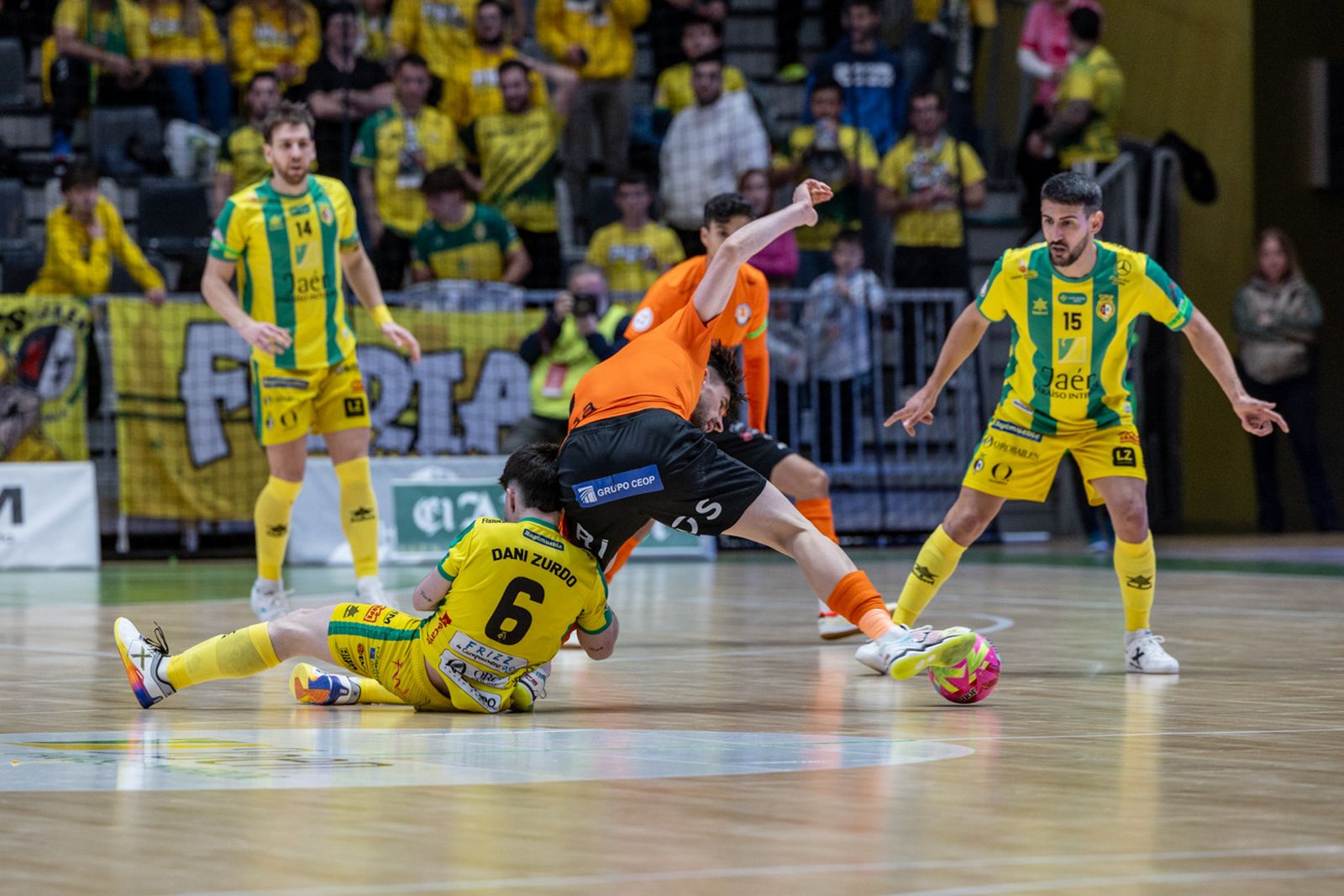 Las mejores imágenes del triunfo copero de Jaén Paraíso Interior frente a Ribera Navarra