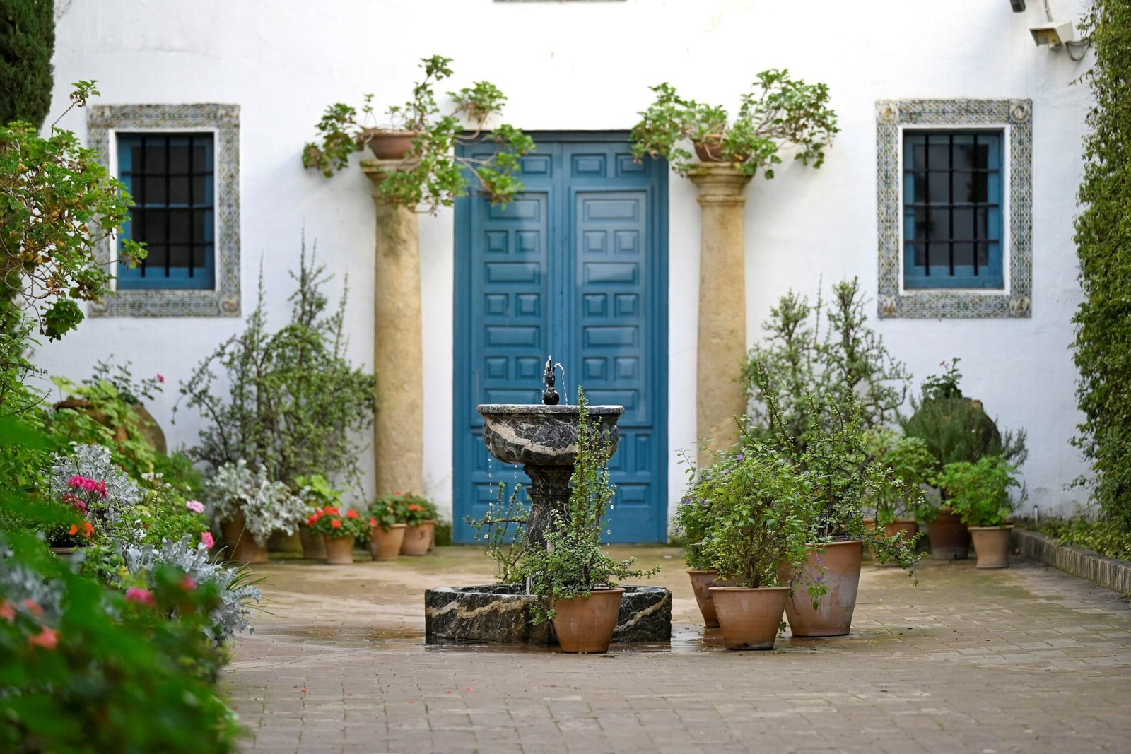 Un recorrido fotográfico por el Palacio de Viana de Córdoba en otoño