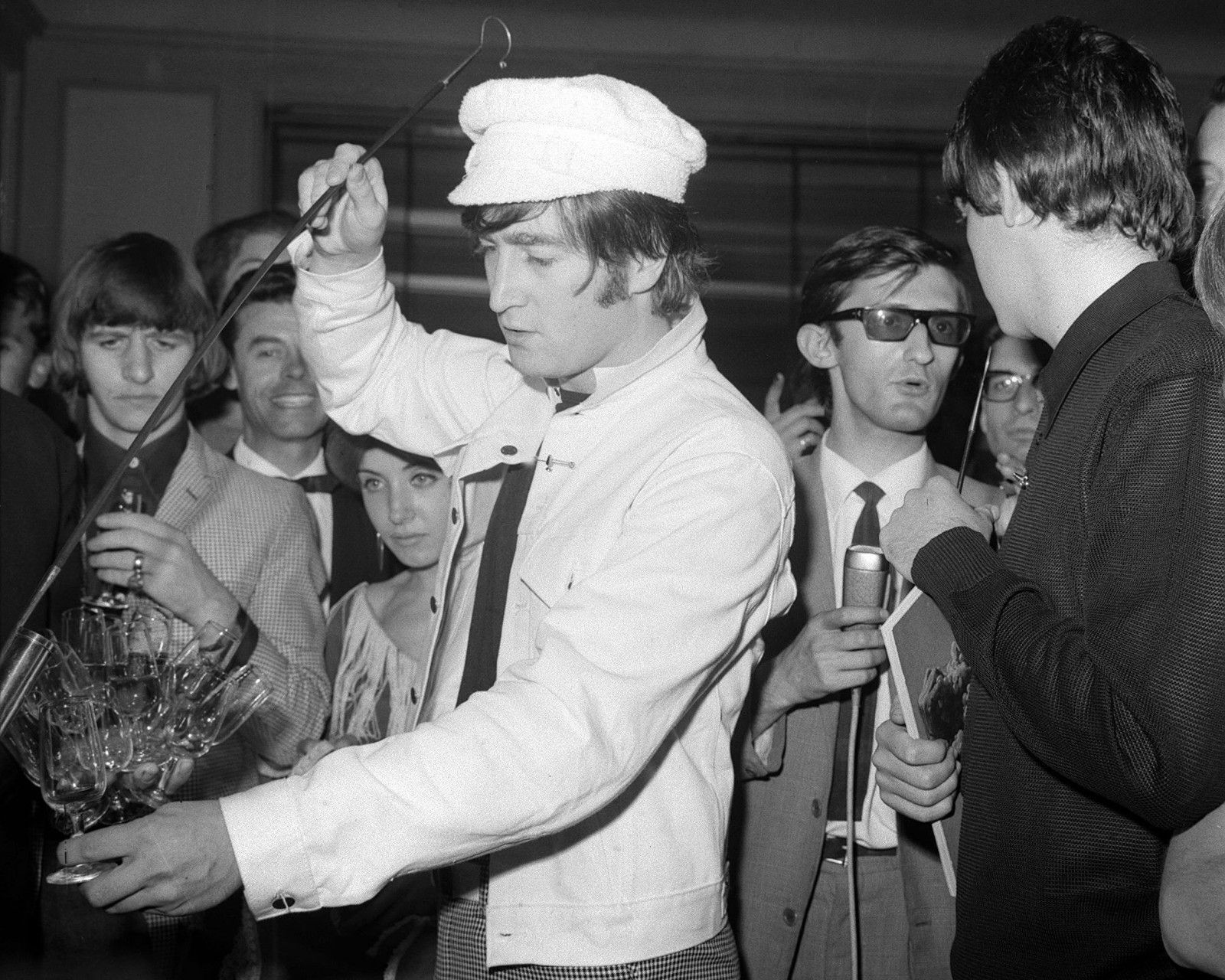 John Lennon venenciando.