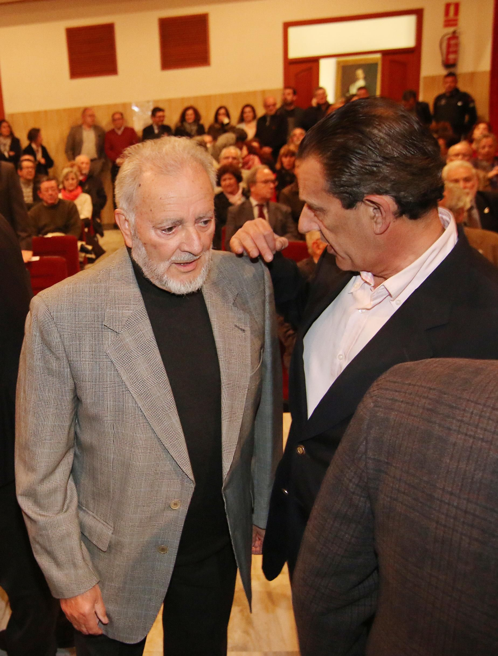 Imágenes del funeral de Andrés Ocaña.