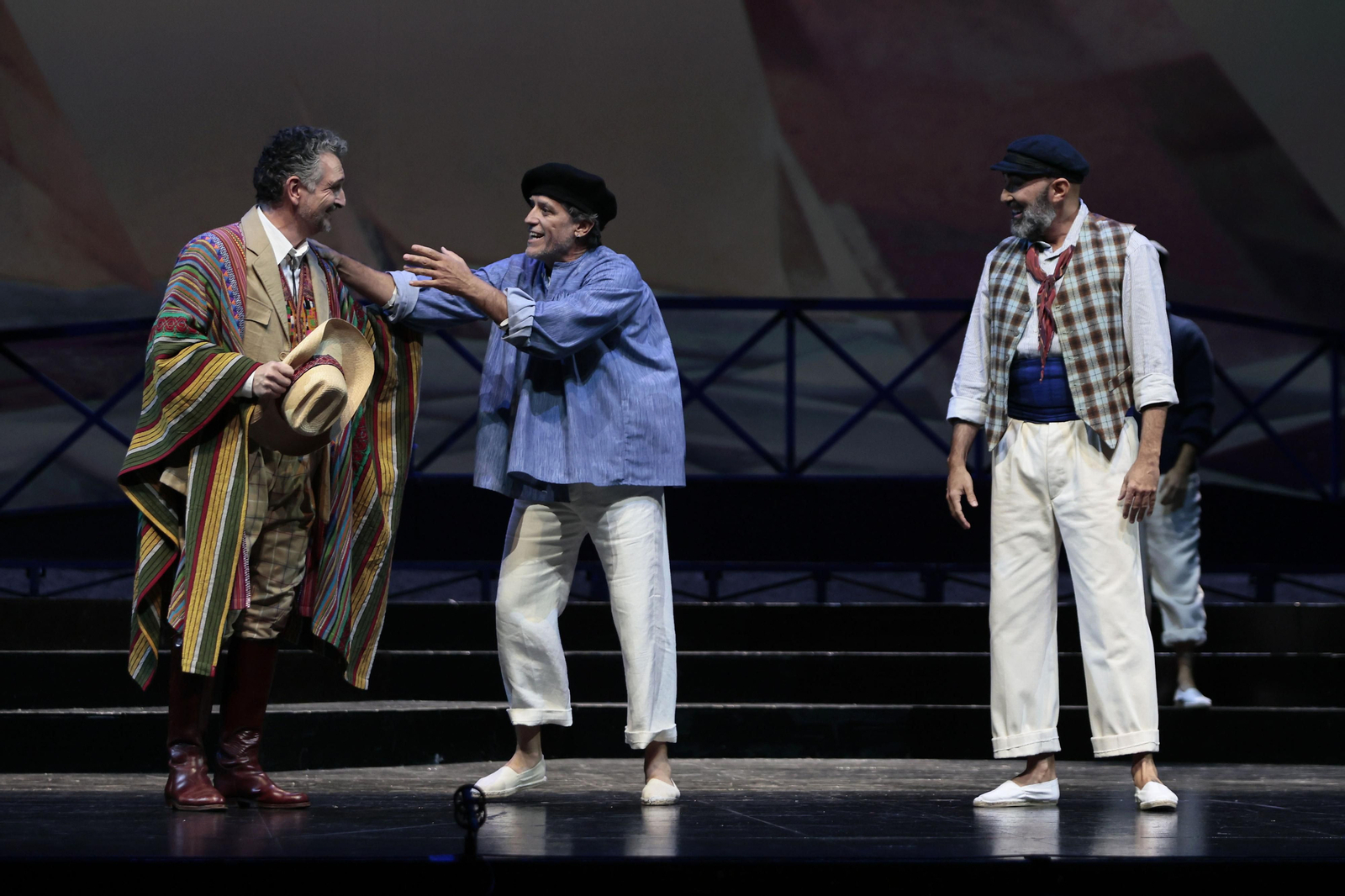 Las imágenes de la zarzuela "Los Gavilanes" en el Maestranza