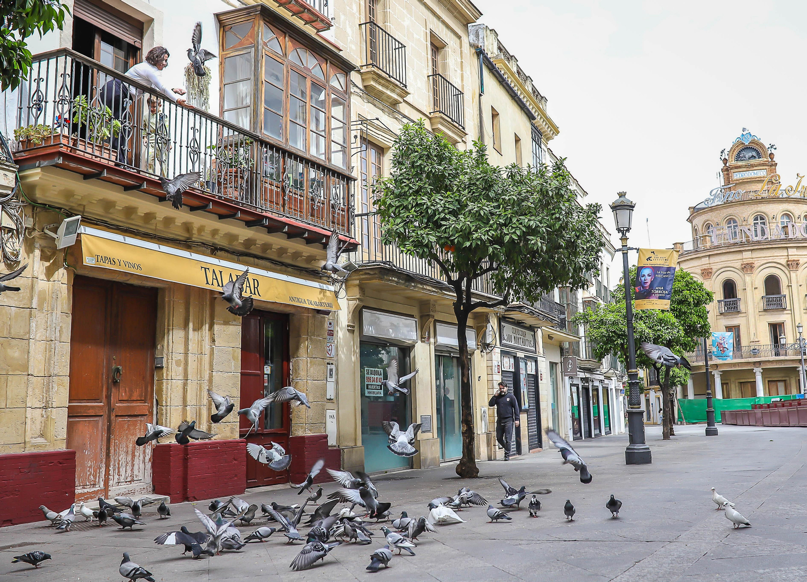 Coronavirus ,Viernes Santo ,27 días del estado de alarma en Jerez en imágenes