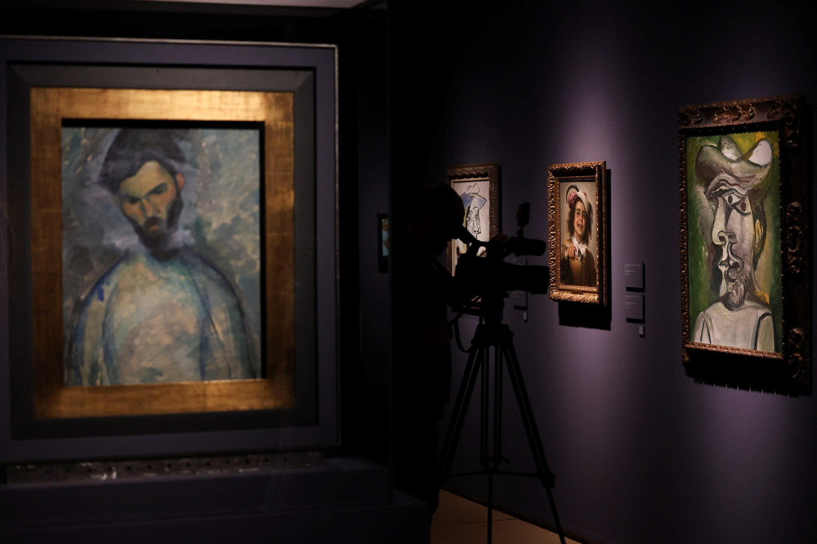 La muestra de grandes maestros de la pintura de la Colección de Abelló impulsada por la Fundación Unicaja, en fotos