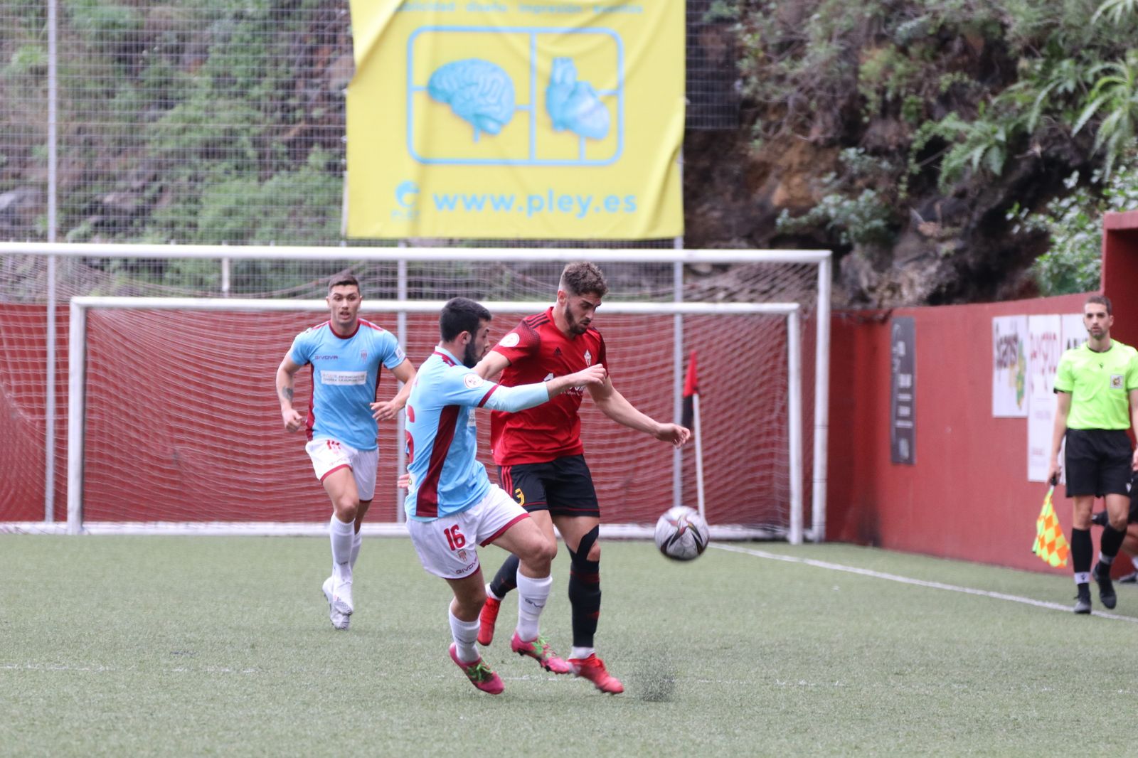 El empate del Córdoba CF ante el Mensajero, en imágenes