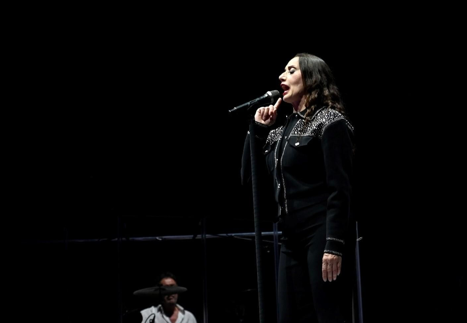 Las mejores imágenes del concierto de Luz Casal en Córdoba