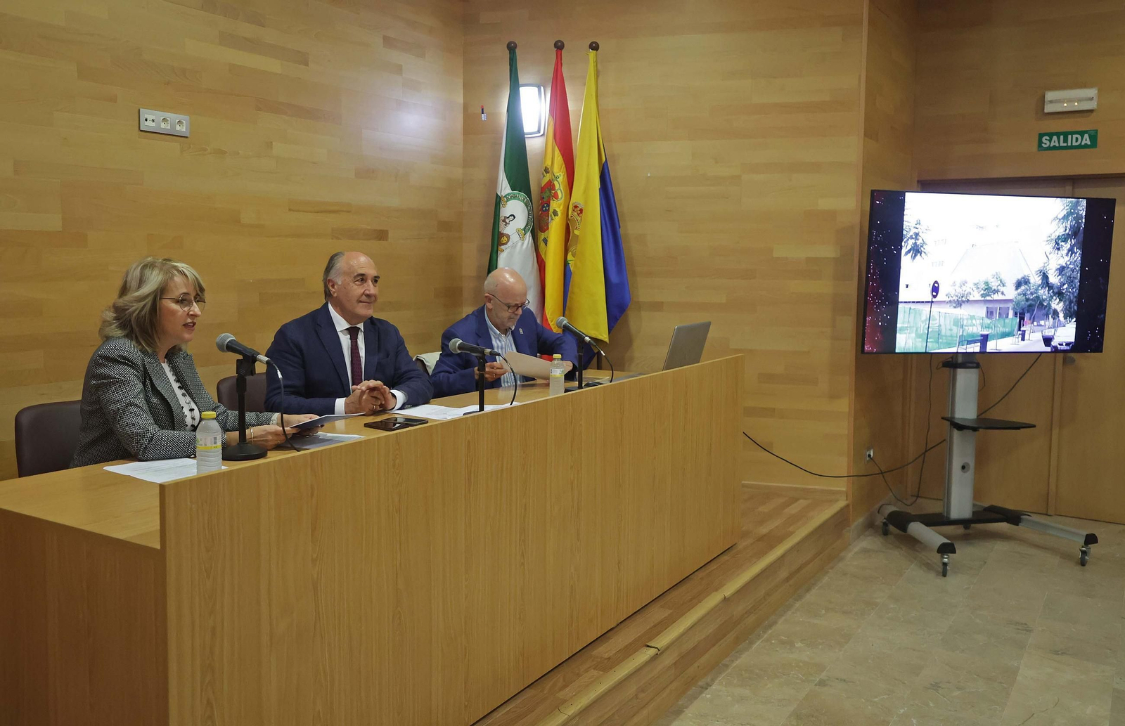 Fotos del X aniversario del centro documental José Luis Cano en Algeciras