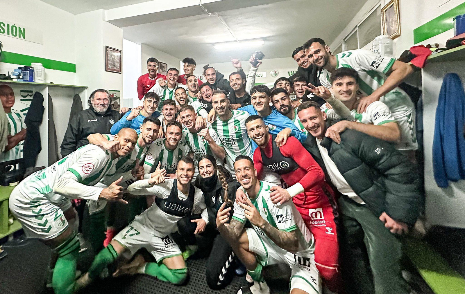 El vestuario del Antequera.