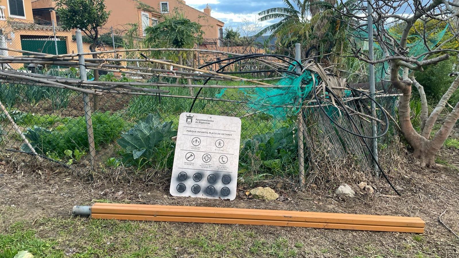 Parque Fénix, en la barriada de Getares.