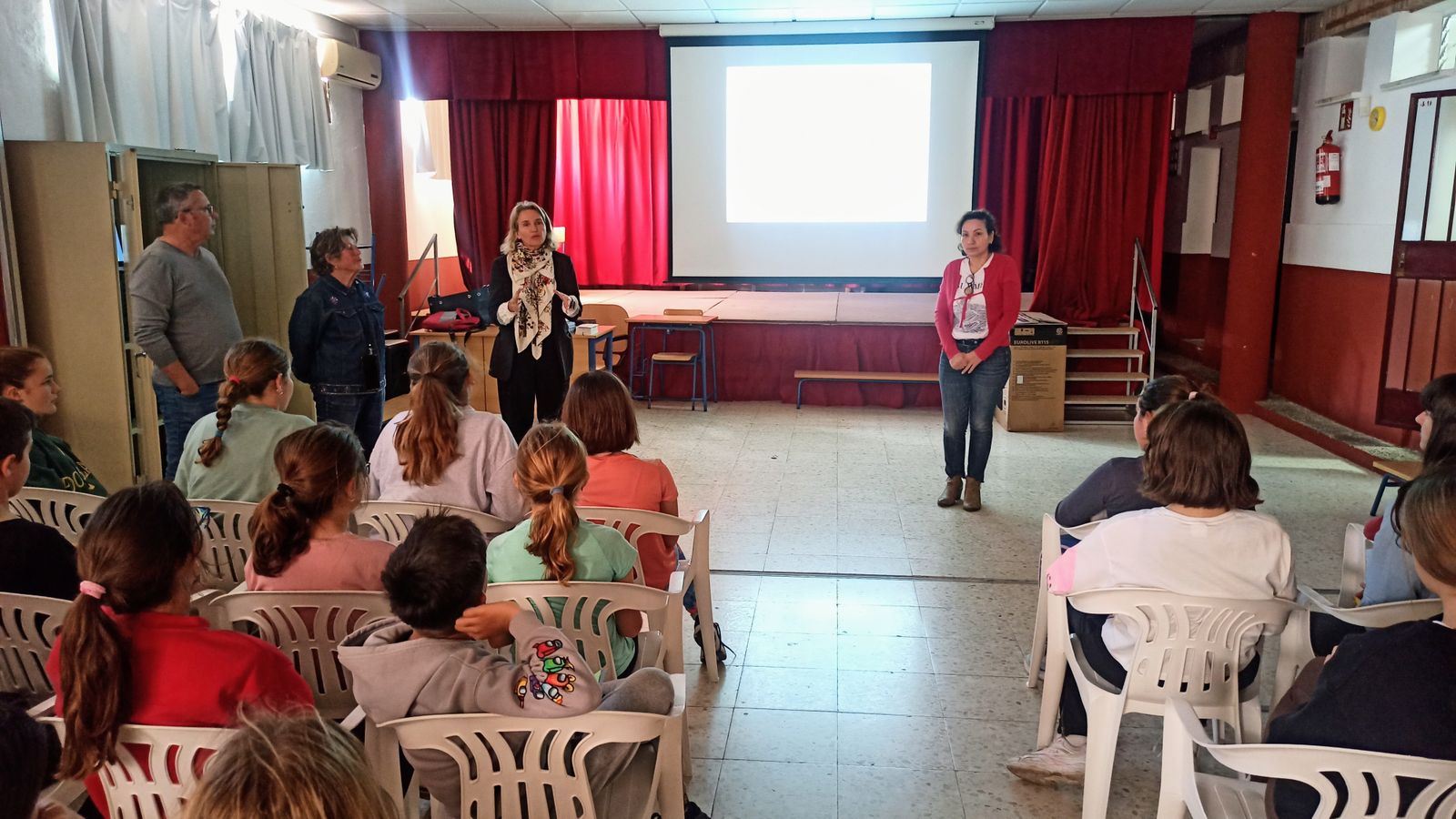 Una imagen del taller sobre civismo a través de la Oferta Educativa Municipal.