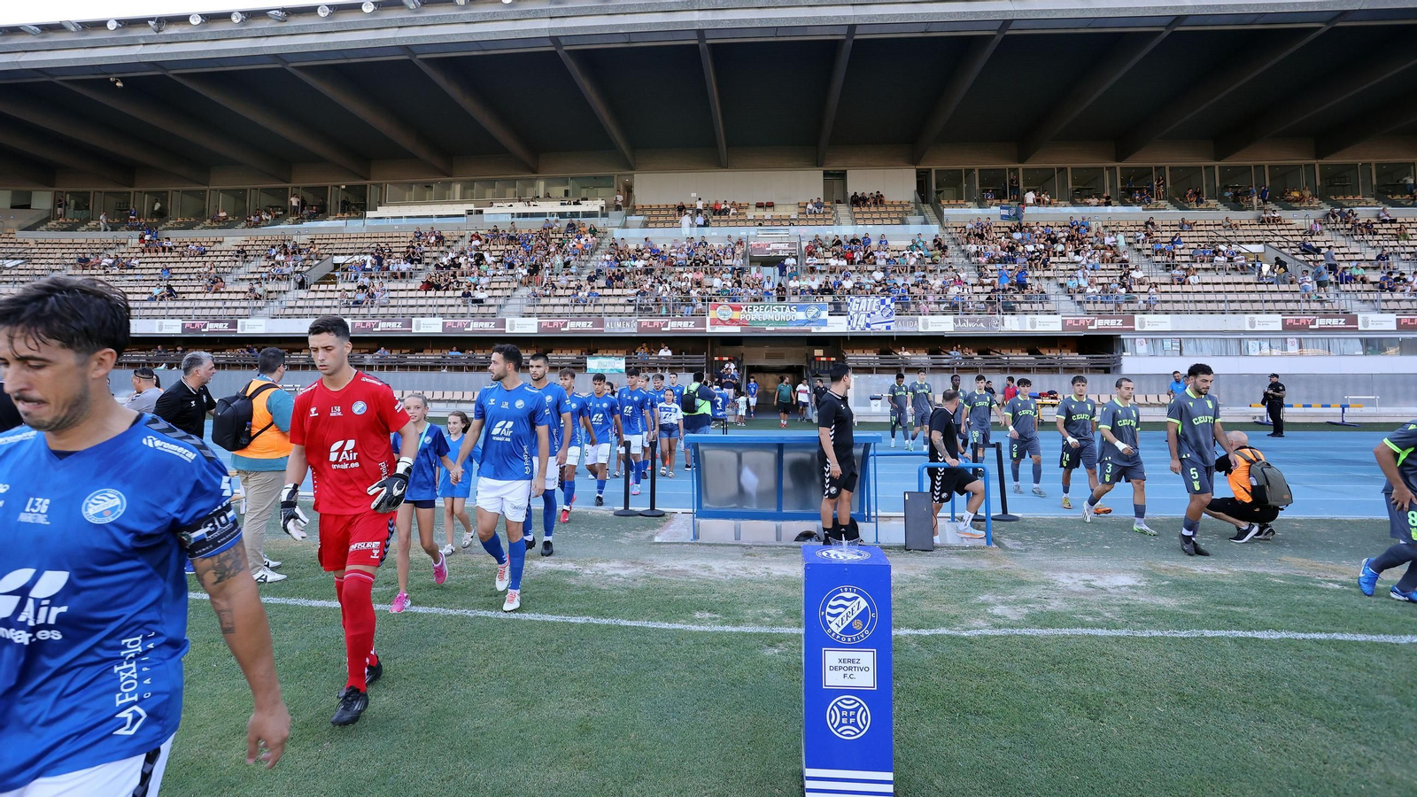 Imágenes del amistoso entre el Xerez DFC y el Ceuta B en Chapín