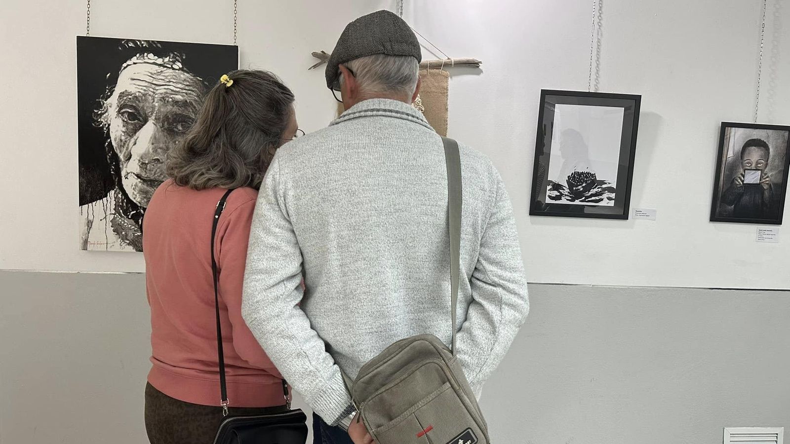 Obras enmarcadas en la acción cultural 'Artistas contra el racismo'.