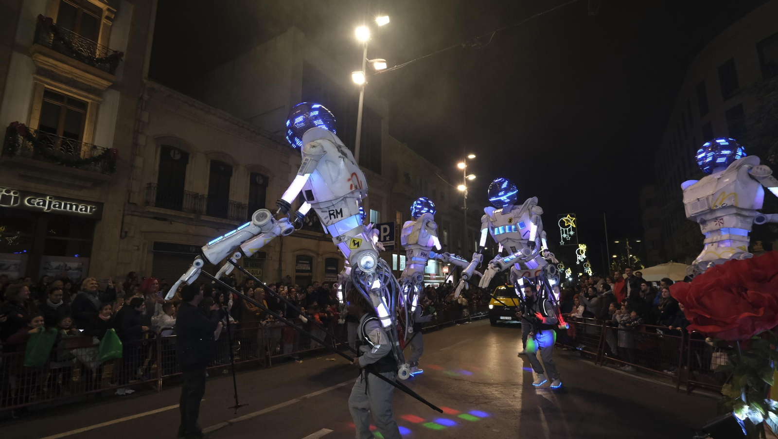 Imágenes de la Cabalgata de los Reyes Magos en Almería