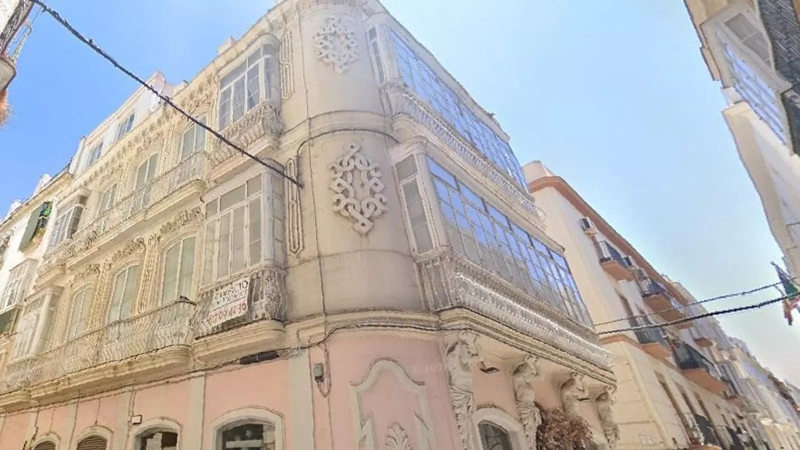 Uno de los edificios históricos en venta en el centro de Cádiz