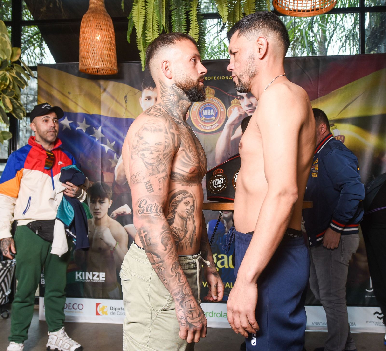 Las fotos del pesaje de la velada de Rafa Lozano Jr. en Córdoba