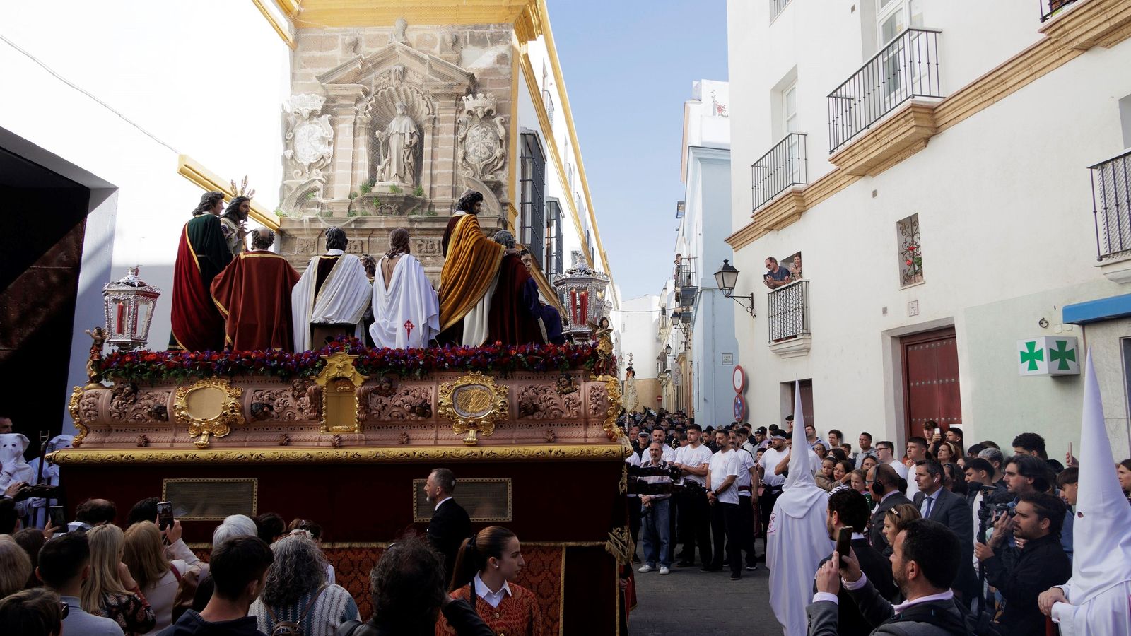 Las imágenes de la salida de la Sagrada Cena de Cádiz en la Semana Santa 2023
