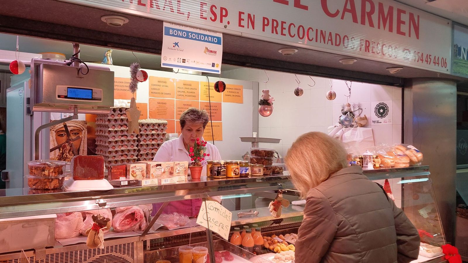 Hay personas que esperan a última hora para hacer sus compras de Nochebuena