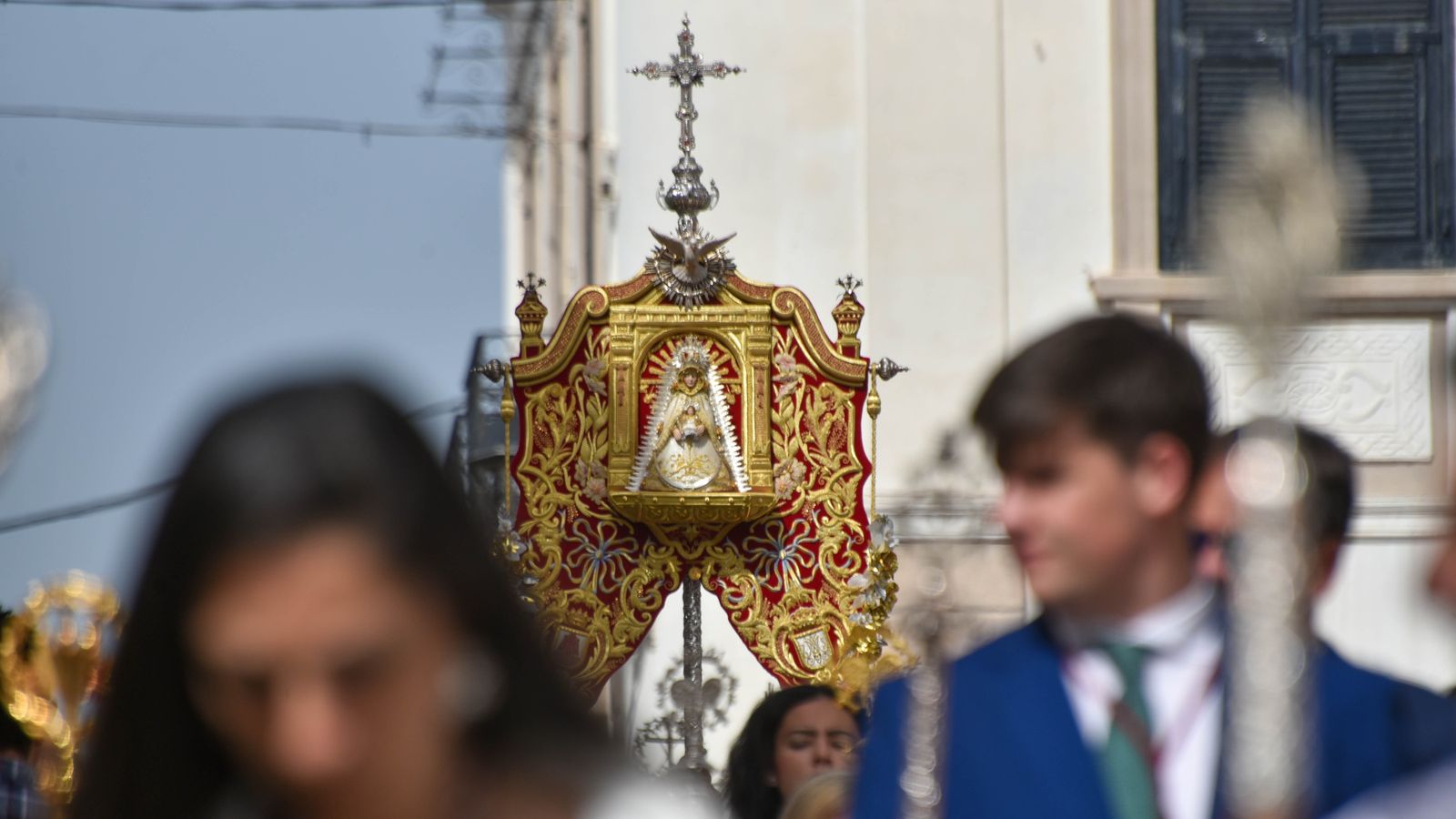Fotos de la procesión del Resucitado en San Roque