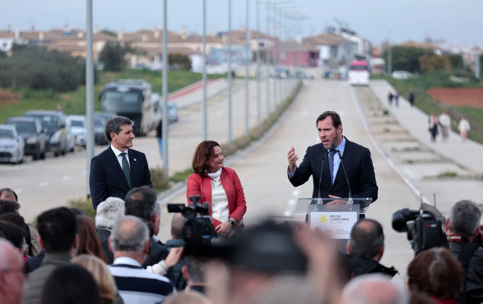 Inauguración de la histórica conexión de Espartinas con la A-49 y la SE-40